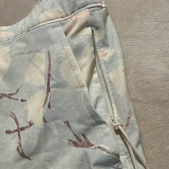 Fila Floral Waistband Athletic Shorts - Cream & Pastel Floral - Picture 4 of 5